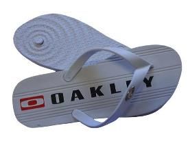Chinelo Oakley Branco e Preto